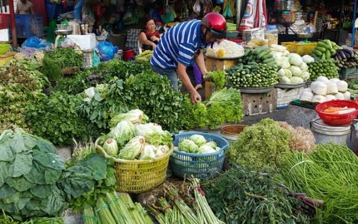 gia-ca-hang-hoa-tieu-dung-trong-tuan-gia-vang-tang-gia-thuc-pham-giam