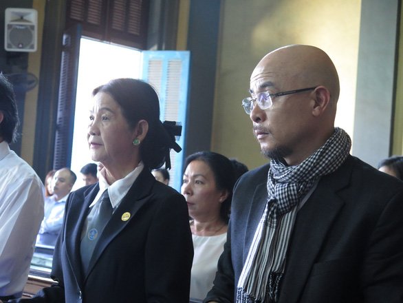 nhung-phat-ngon-tranh-cai-cua-vo-chong-ca-phe-trung-nguyen-tai-phien-toa-ly-hon