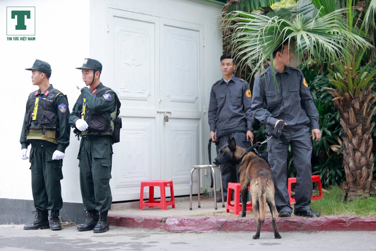 bat-ngo-khach-san-melia-duoc-lenh-gioi-nghiem-cscd-co-dong-dung-kin