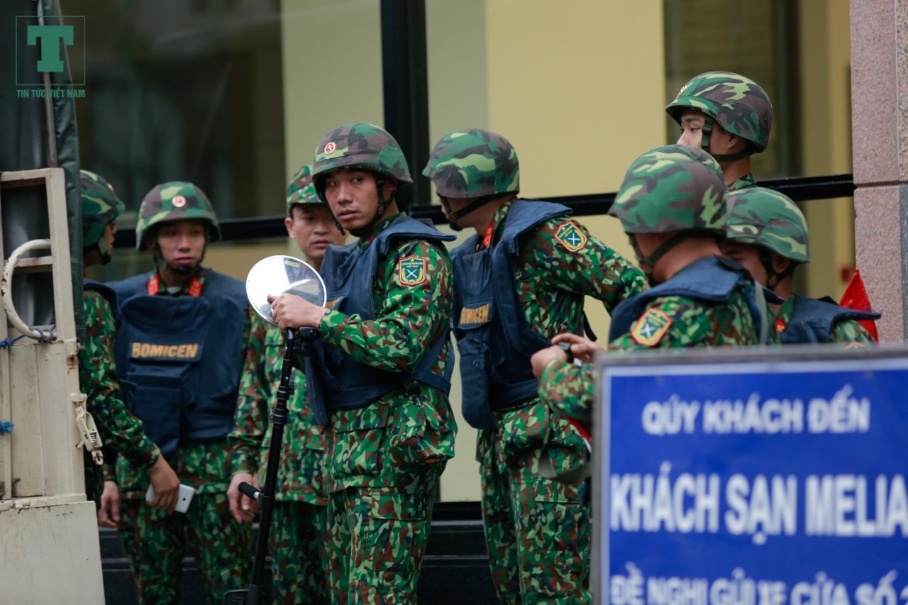bat-ngo-khach-san-melia-duoc-lenh-gioi-nghiem-cscd-co-dong-dung-kin