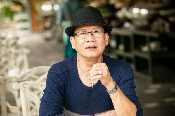 Em trai tiết lộ lý do danh ca Tuấn Vũ vẫn mãi cô đơn