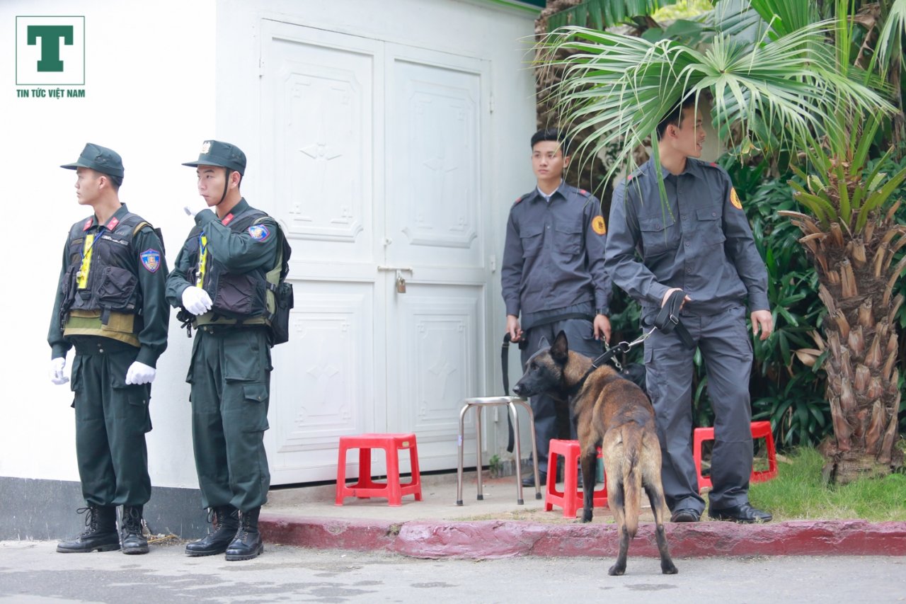 nam-cao-diem-ra-pha-bom-min-truoc-gio-my-trieu-thuong-dinh-tai-ha-noi