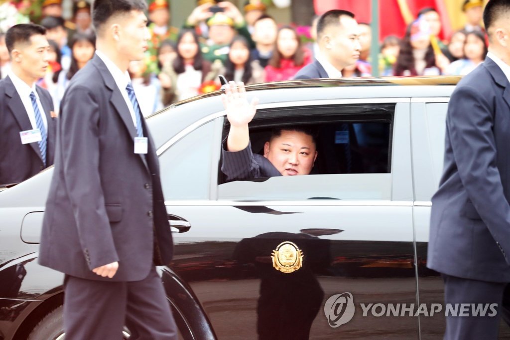 bao-nuoc-ngoai-dua-tin-chu-tich-kim-jong-un-xuat-hien-rang-ro-o-viet-nam