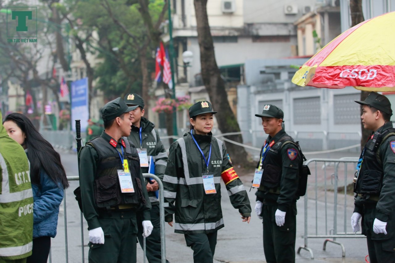 cau-chuong-duong-tac-kinh-hoang-truoc-gio-cam-luu-thong-phuc-vu-thuong-dinh-my-trieu