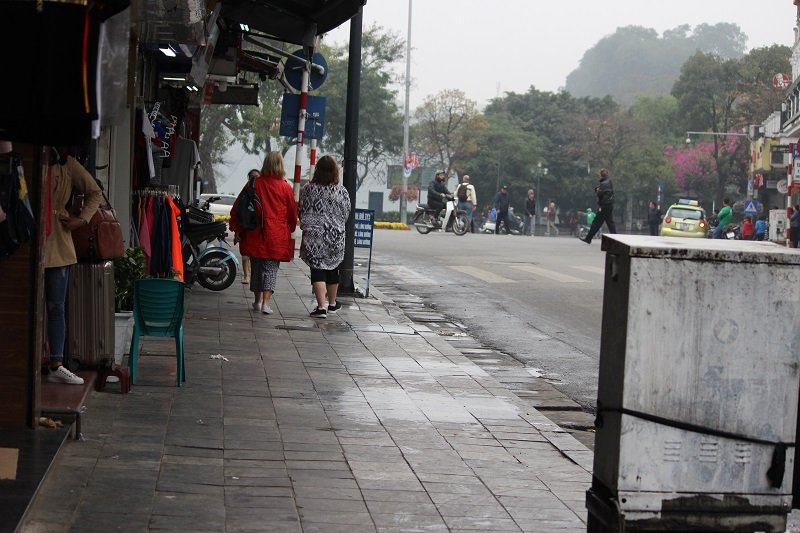 duong-pho-ha-noi-thong-thoang-truoc-them-hoi-nghi-thuong-dinh-my-trieu