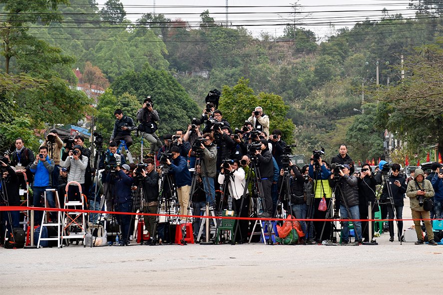 ga-dong-dang-don-doan-tau-boc-thep-cua-chu-tich-kim-jong-un