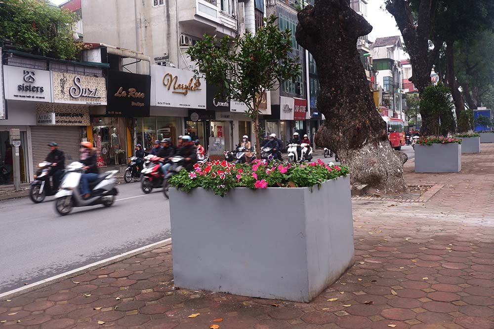 ha-noi-nhieu-tuyen-duong-rop-truoc-them-hoi-nghi-thuong-dinh-my-trieu
