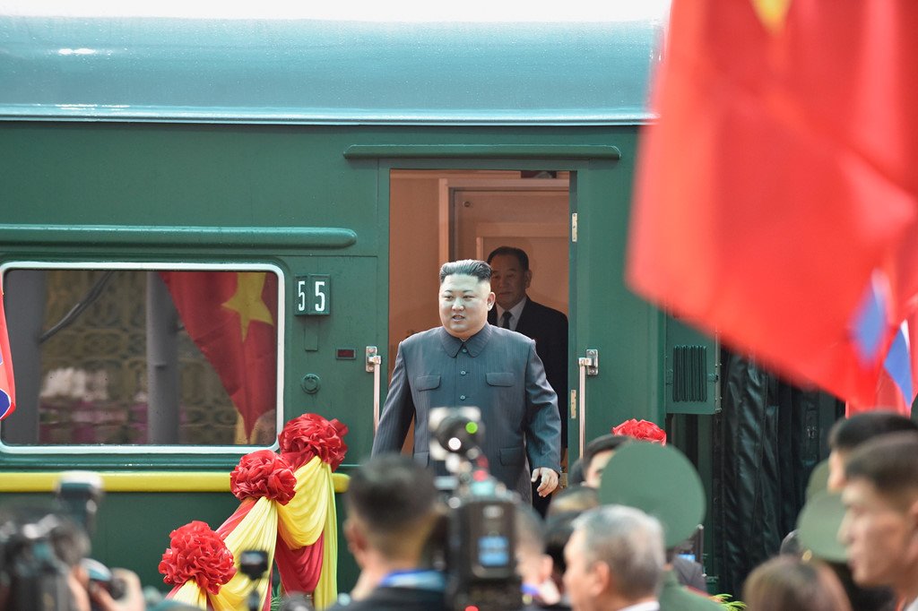 hinh-anh-ve-hoat-dong-dau-tien-cua-chu-tich-trieu-tien-kim-jong-un-tai-ha-noi