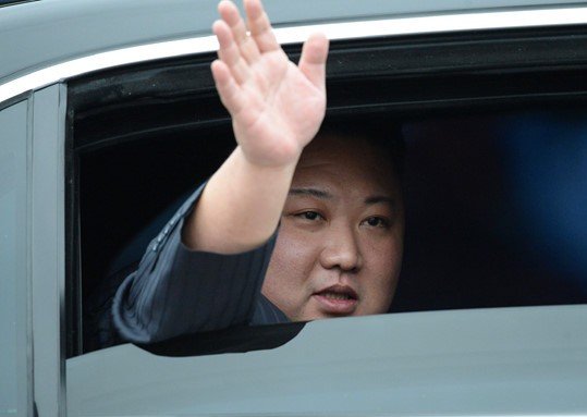 hinh-anh-ve-hoat-dong-dau-tien-cua-chu-tich-trieu-tien-kim-jong-un-tai-ha-noi