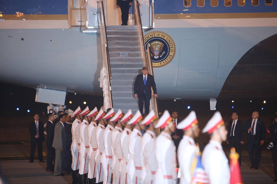 tong-thong-my-donald-trump-da-den-noi-bai
