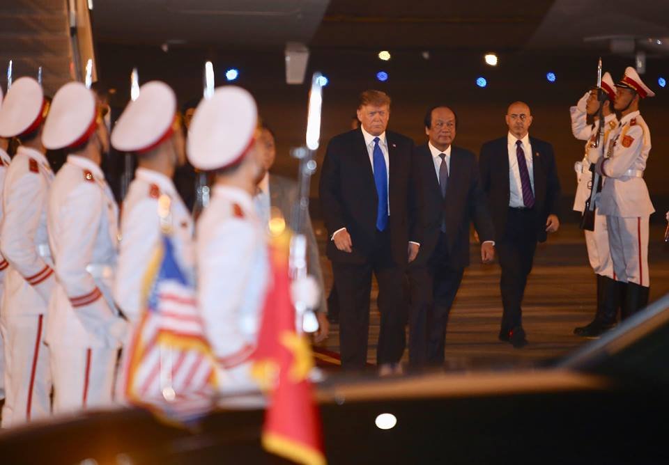 tong-thong-my-donald-trump-da-den-noi-bai