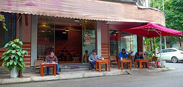 lung-linh-ve-dep-binh-yen-cua-mua-xuan-ha-noi