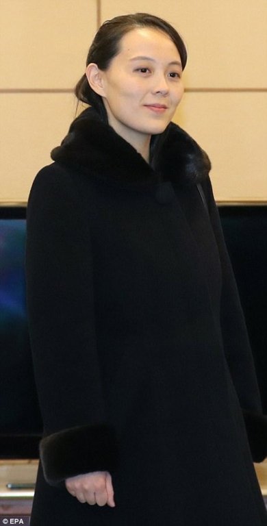 Phong cách thời trang không trộn lẫn của em gái ông Kim Jong-un