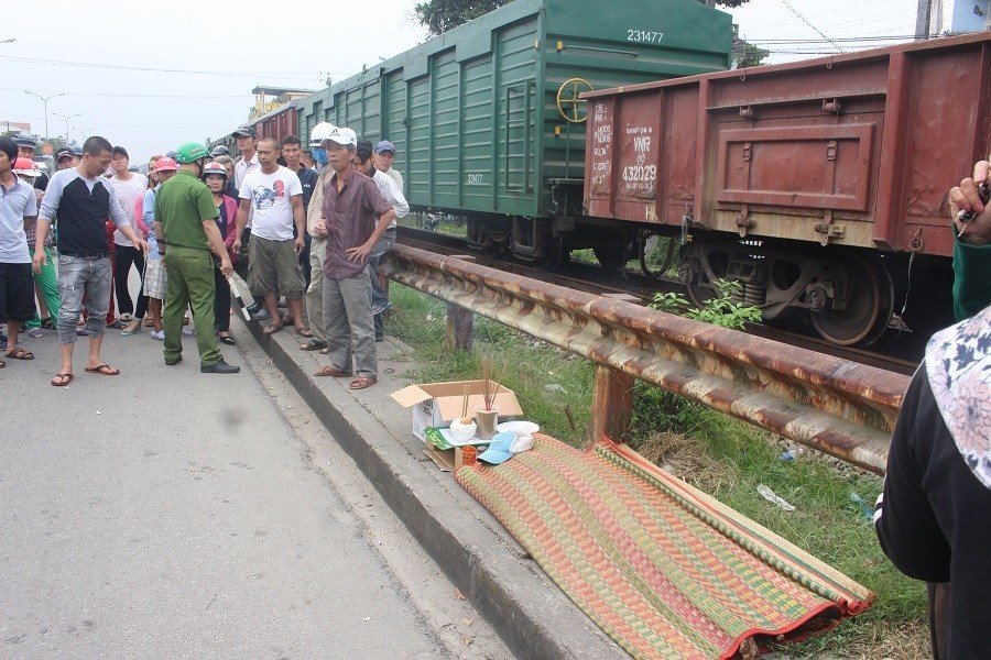 tin-tai-nan-giao-thong-moi-nhat-ngay-272-hom-nay-nhung-tuyen-duong-nao-o-ha-noi-bi-cam-de-phuc-vu-thuong-dinh-my-trieu