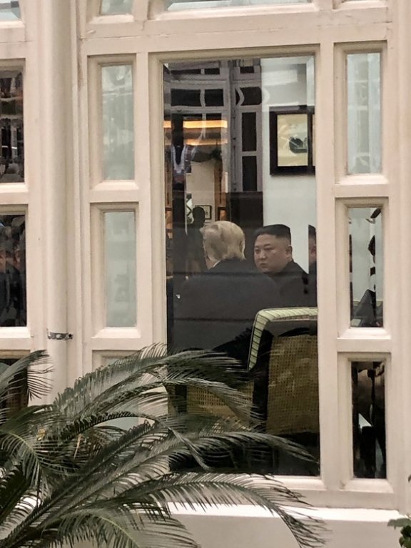 Bữa trưa mà ông Trump và ông Kim không ăn có gan ngỗng, cá tuyết, trà sâm...