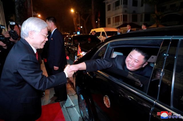 Truyền thông Triều Tiên đăng bộ ảnh ấn tượng về chuyến thăm Việt Nam của ông Kim Jong-un
