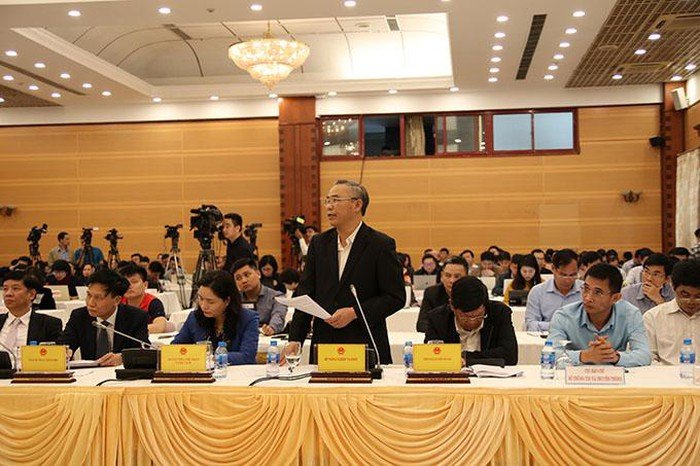 lon-ta-chau-phi-tinh-phuong-an-mua-bang-70-gia-thi-truong-de-ho-tro-nguoi-chan-nuoi