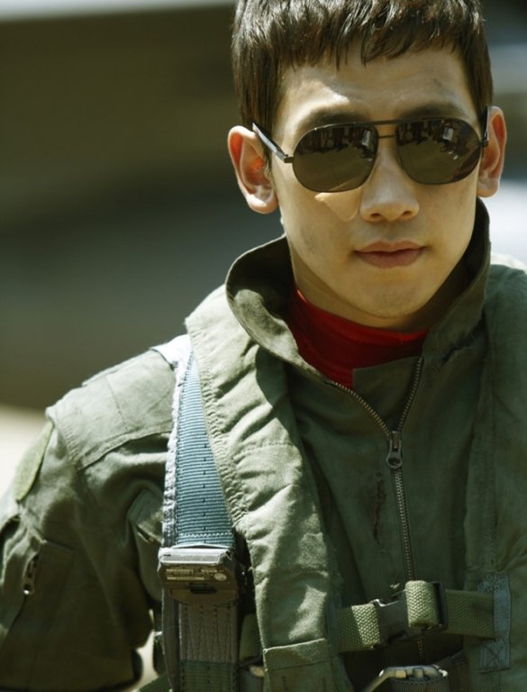 5-dien-vien-han-quoc-gay-an-tuong-tren-man-anh-hollywood
