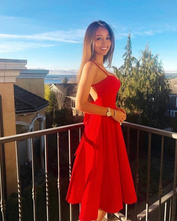Hot girl gốc Việt nổi tiếng khắp thế giới vì quá nóng bỏng, quyến rũ