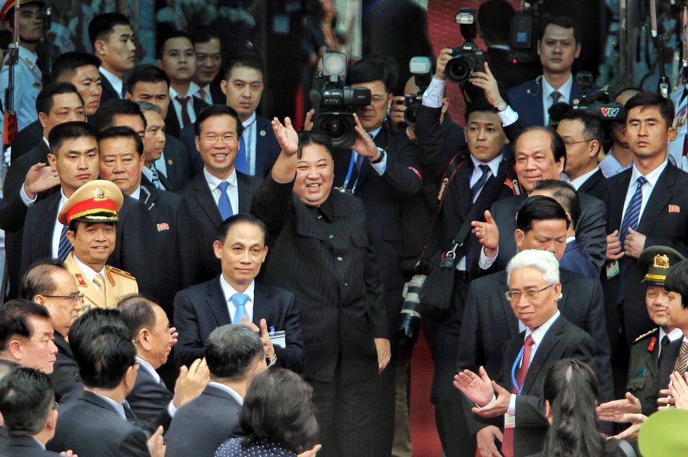 dieu-bat-ngo-ve-tau-boc-thep-cua-ong-kim-jong-un-tu-trung-quoc-sang-dong-dang