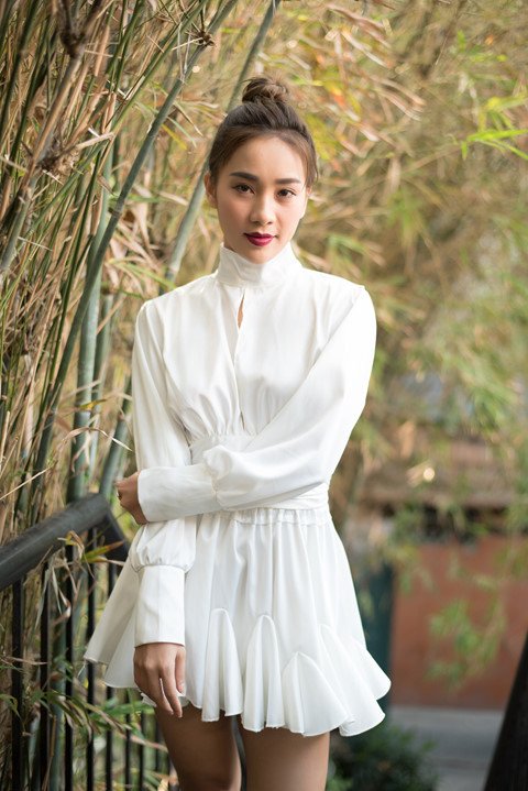 Vũ công Phạm Lịch xinh đẹp, nữ tính hơn sau một năm từ vụ tố quấy rối