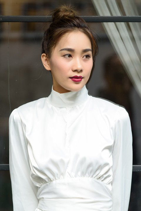 Vũ công Phạm Lịch xinh đẹp, nữ tính hơn sau một năm từ vụ tố quấy rối