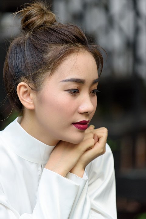Vũ công Phạm Lịch xinh đẹp, nữ tính hơn sau một năm từ vụ tố quấy rối