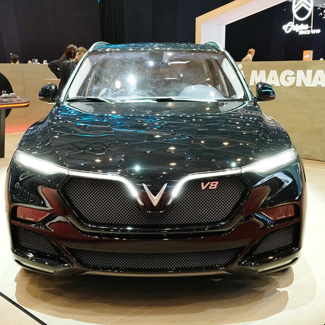 VinFast trình làng mẫu SUV Lux phiên bản đặc biệt tại Geneva Motor Show