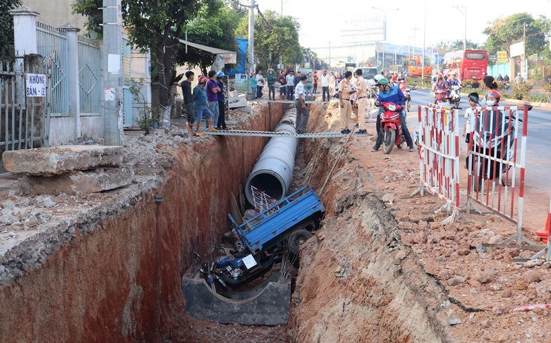 tin-tai-nan-giao-thong-moi-nhat-ngay-63-phat-hien-hang-loat-tai-xe-container-duong-tinh-voi-ma-tuy