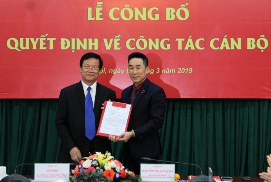 bo-chinh-tri-ban-bi-thu-dieu-dong-bo-nhiem-nhan-su-tu-tinh-ve-trung-uong