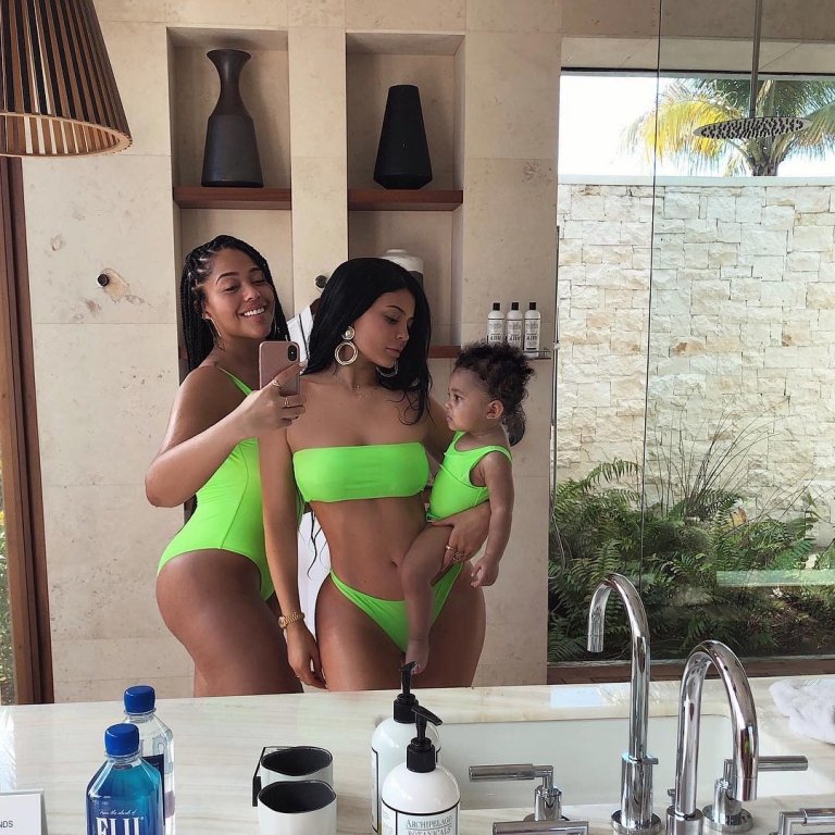 kylie-jenner-nu-ty-phu-dola-sexy-nhat-the-gioi