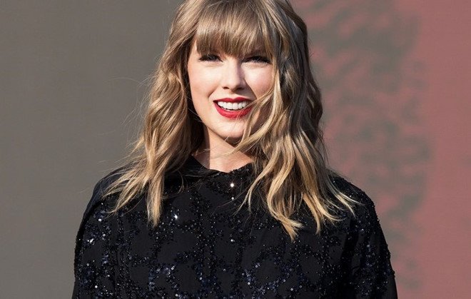 taylorswiftbbcbiggestweekend2018billboard15481014x553_2