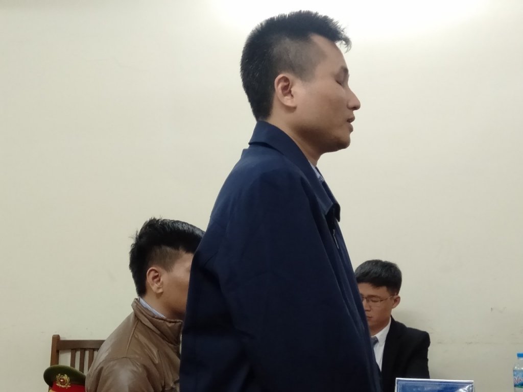 truc-tiep-xet-xu-ca-si-chau-viet-cuong-bi-cao-mong-muon-duoc-lam-lai-cuoc-doi-cham-me-gia-nuoi-con
