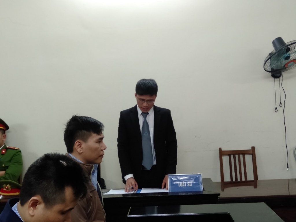 truc-tiep-xet-xu-ca-si-chau-viet-cuong-vks-de-nghi-muc-an-13-14-nam-tu-doi-voi-bi-cao