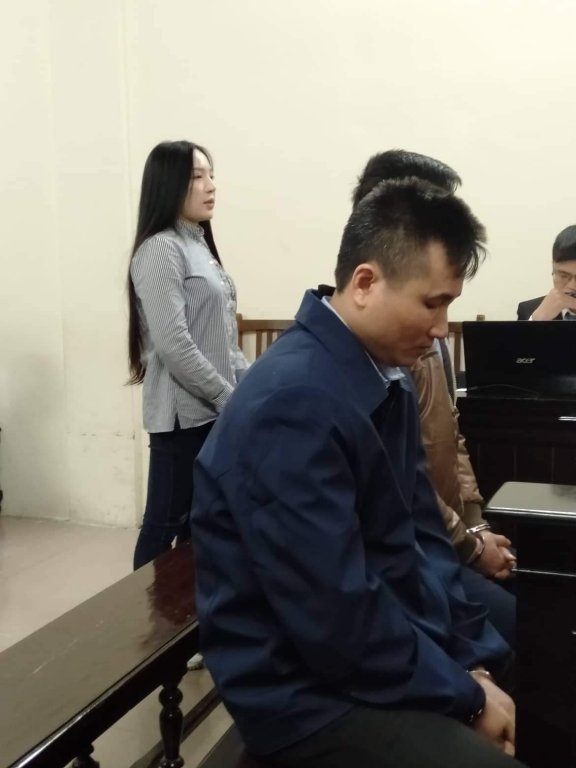 truc-tiep-xet-xu-so-tham-ca-si-chau-viet-cuong