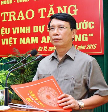 ba-vi-ha-noi-xem-xet-ky-luat-bi-thu-huyen-uy-chu-tich-ubnd-huyen