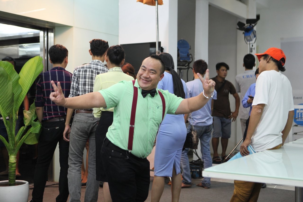 hieu-hien-ai-noi-toi-dien-nham-thi-hay-phan-tich-xem-the-nao-la-nham