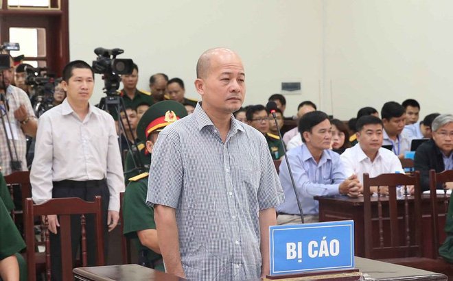 ky-luat-2-dai-ta-quan-doi-da-bo-nhiem-phong-quan-ham-cho-ut-troc