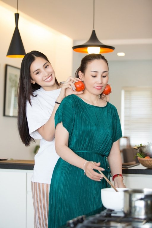 sao-viet-hom-nay-ngoc-trinh-dien-dam-sexy