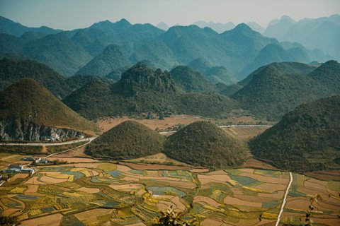 nét thơ hùng vĩ của miền đất 'hoa nở trên đá'