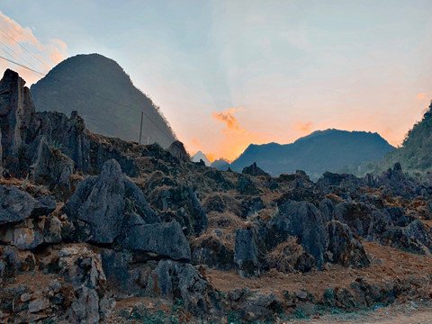 nét thơ hùng vĩ của miền đất 'hoa nở trên đá'