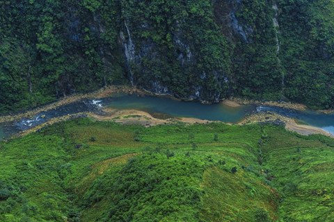 nét thơ hùng vĩ của miền đất 'hoa nở trên đá'