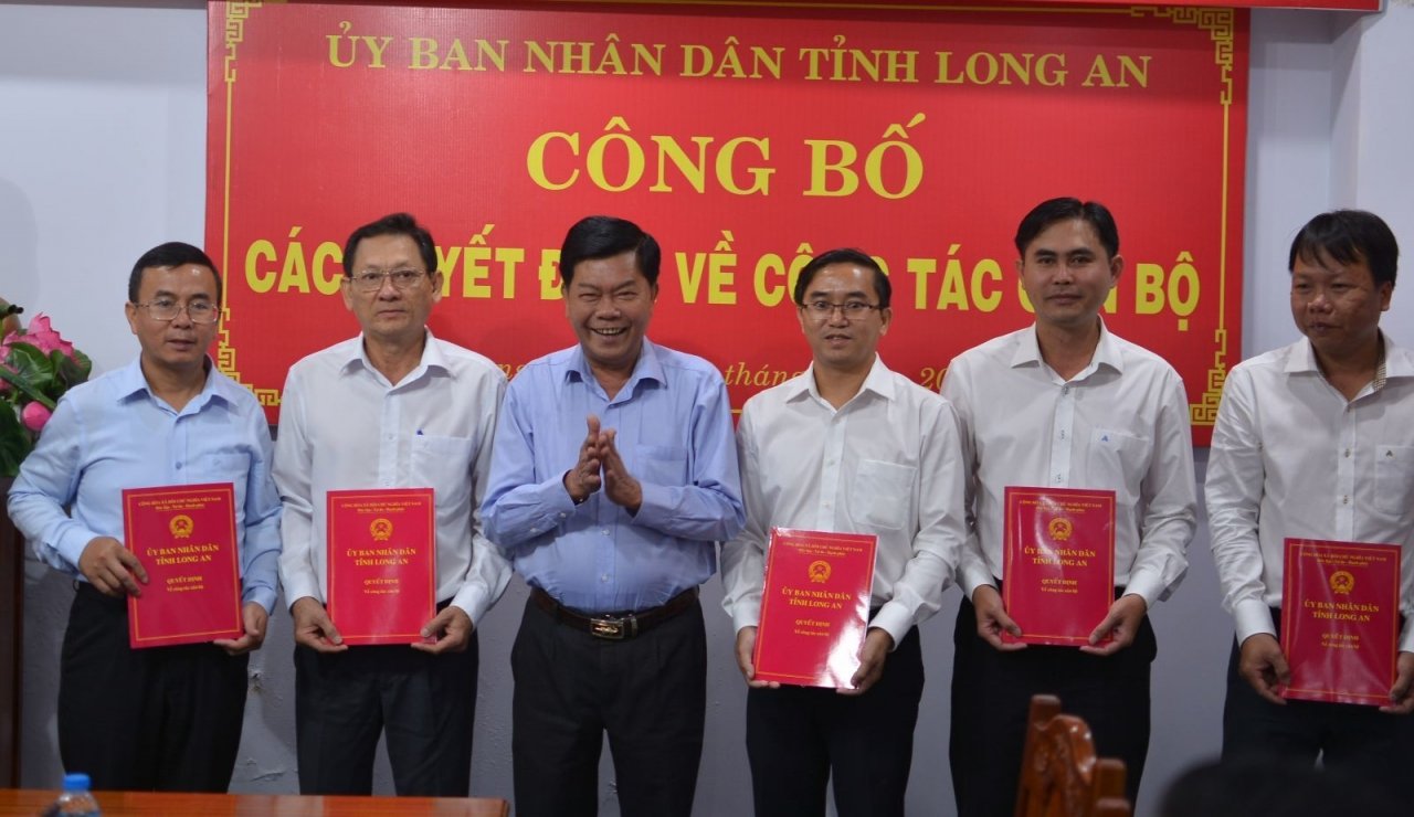 bo-nhiem-nhan-su-moi-tai-nhieu-co-quan-trung-uong-tinh-thanh
