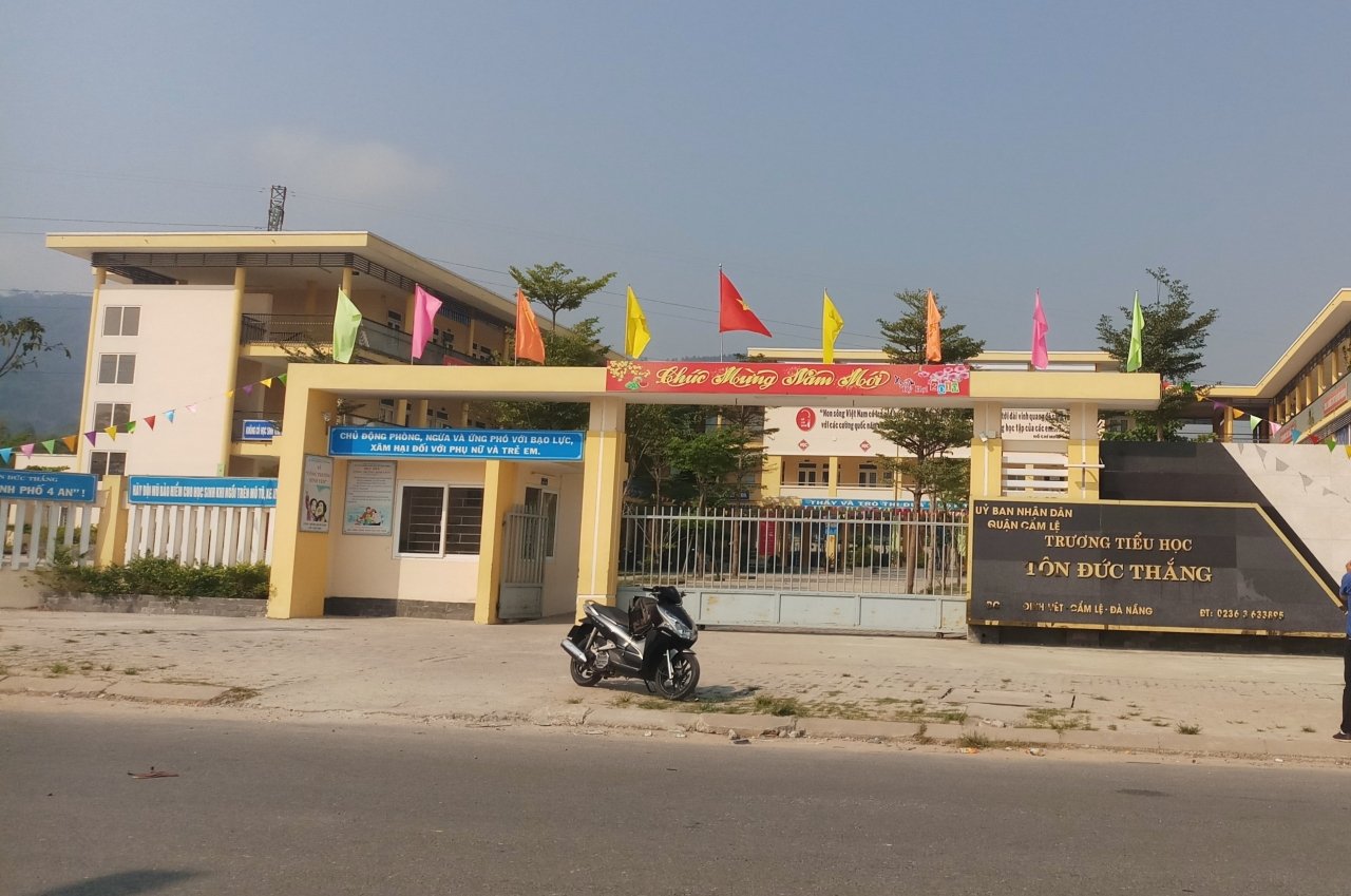 truong hoc