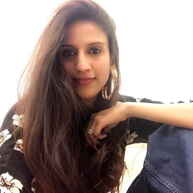 Nữ tỷ phú thời trang quyền lực Bollywood tổ chức đám cưới xa hoa ở Phú Quốc là ai?