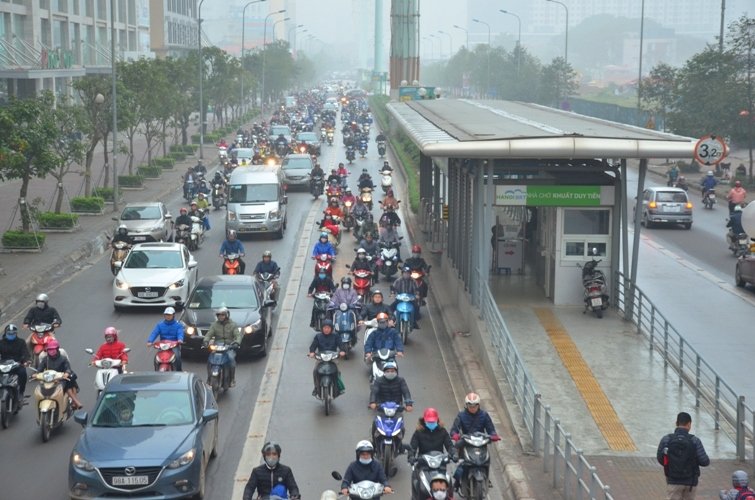 ha-noi-cam-xe-may-tren-duong-nguyen-trai-le-van-luong-chuyen-gia-canh-bao-sai-lam-buyt-nhanh-brt-tai-dien