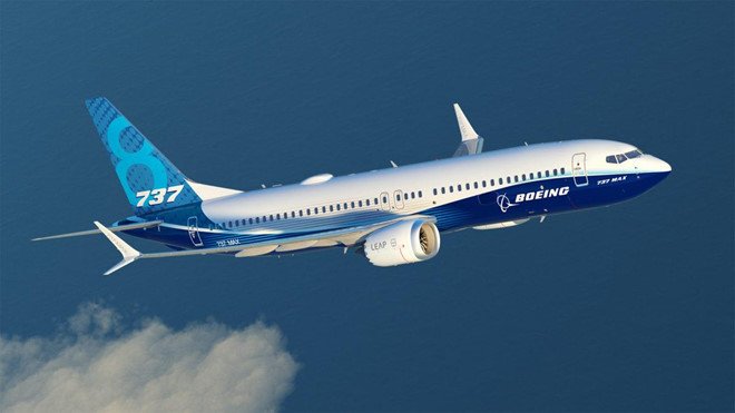 tin-tai-nan-giao-thong-moi-nhat-133-vietjet-khien-khach-hang-buc-xuc-co-gai-tre-bi-danh-dap-moi-vi-chup-hinh-xe-buyt-nhai-boeing-737-max-8-gap-be-boi