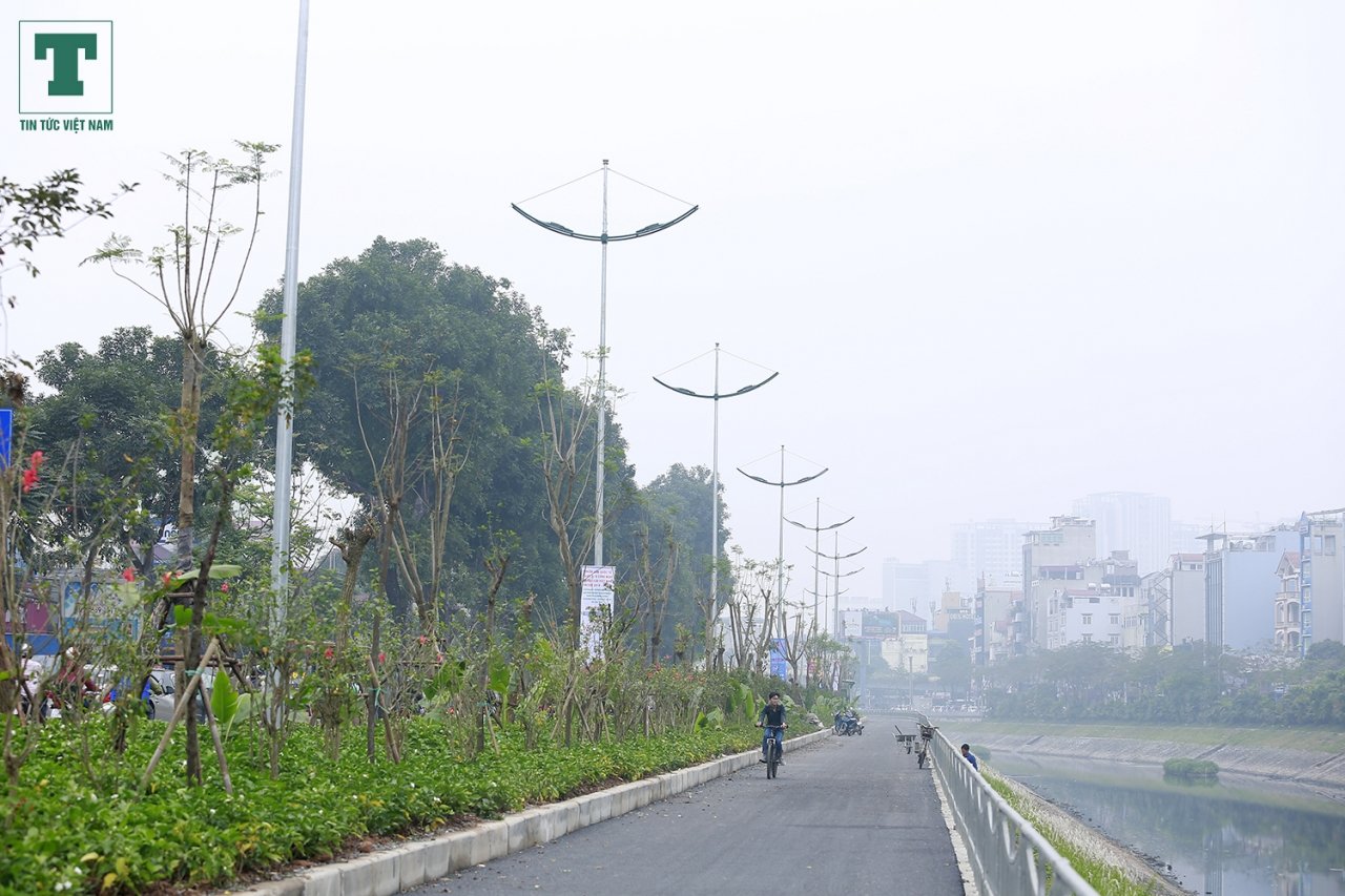 ngam-ve-dep-cua-con-duong-dai-4km-danh-cho-xe-dap-chuan-bi-hoan-thanh-tai-ha-noi