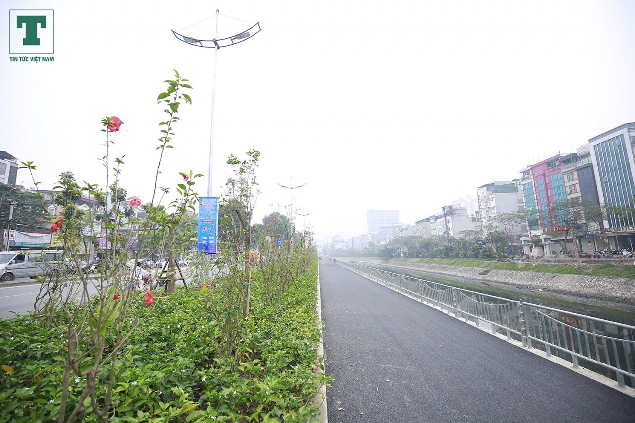 ngam-ve-dep-cua-con-duong-dai-4km-danh-cho-xe-dap-chuan-bi-hoan-thanh-tai-ha-noi