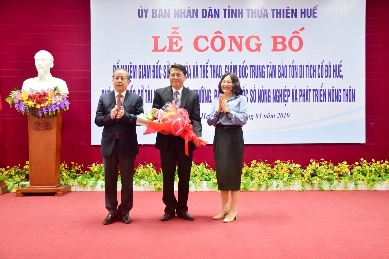 thua-thien-hue-cong-bo-bo-nhiem-lanh-dao-nhieu-co-quan-don-vi